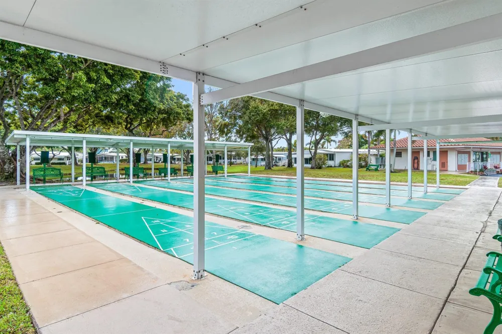 8350 E Club Road Boca Raton, FL 33433