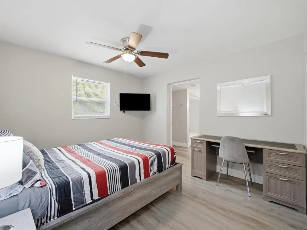 226 E Gateway Boulevard Boynton Beach, FL 33435
