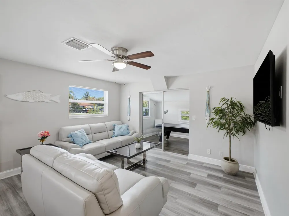 226 E Gateway Boulevard Boynton Beach, FL 33435