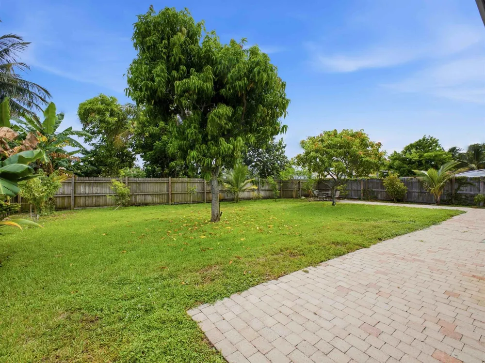 226 E Gateway Boulevard Boynton Beach, FL 33435