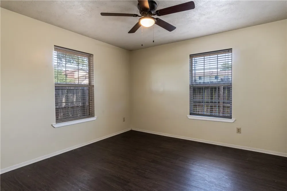 3607 Mohawk Street Bryan, TX 77802