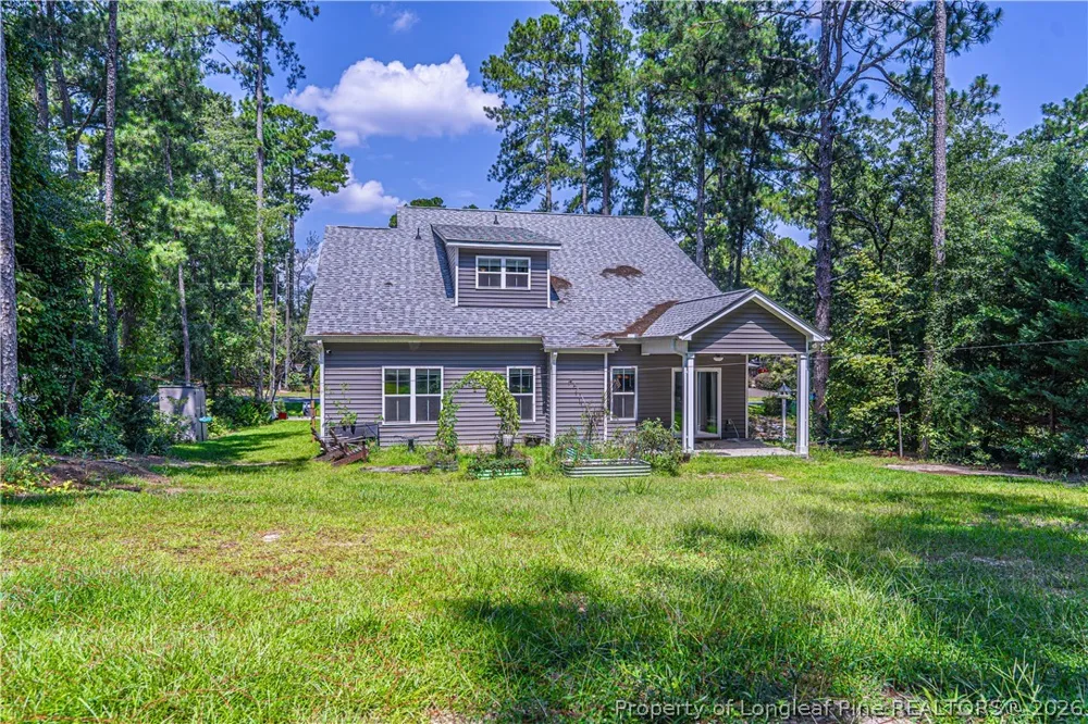170 Lakeview Drive Southern Pines, NC 28387