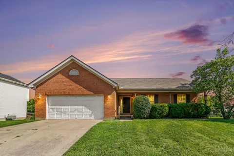 656 Parkland Drive