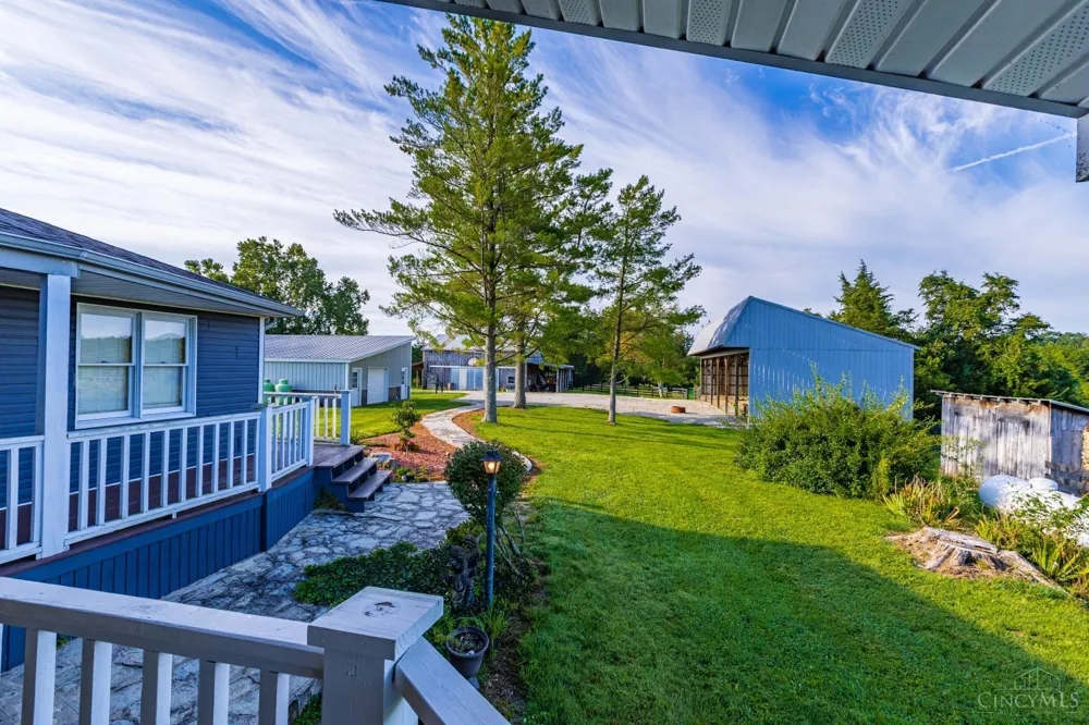 1573 Cedar Mills Road Blue Creek, OH 45616