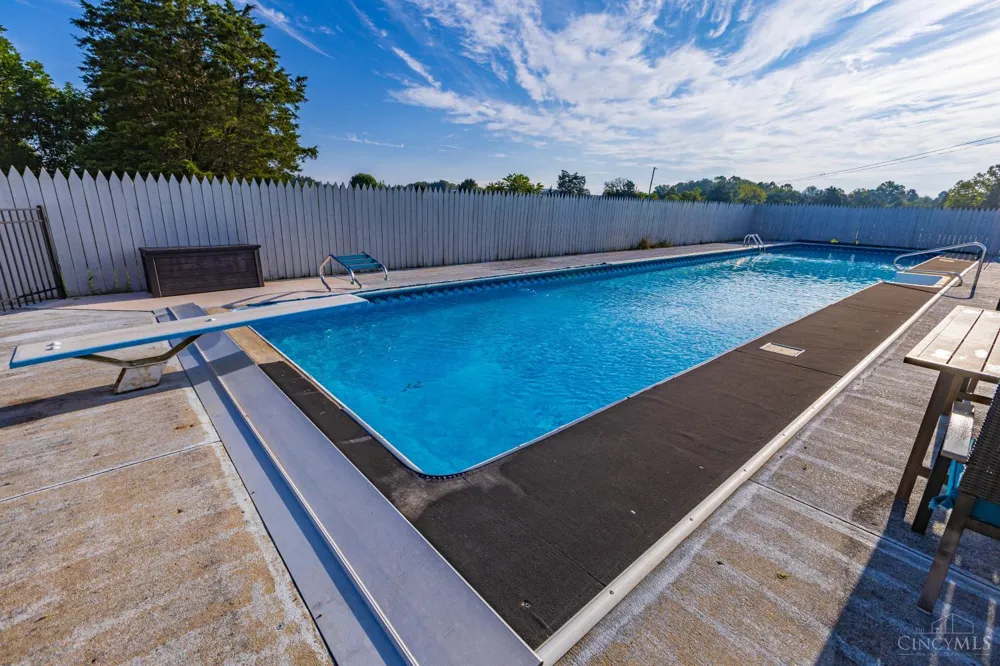 1573 Cedar Mills Road Blue Creek, OH 45616
