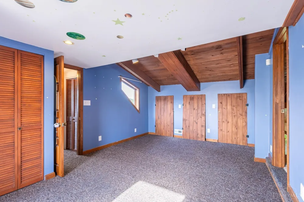 1573 Cedar Mills Road Blue Creek, OH 45616