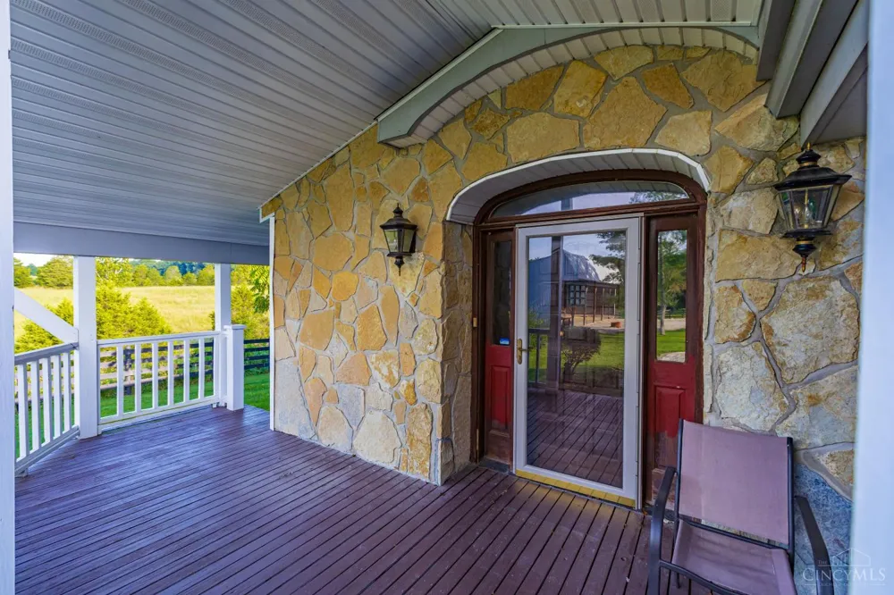 1573 Cedar Mills Road Blue Creek, OH 45616