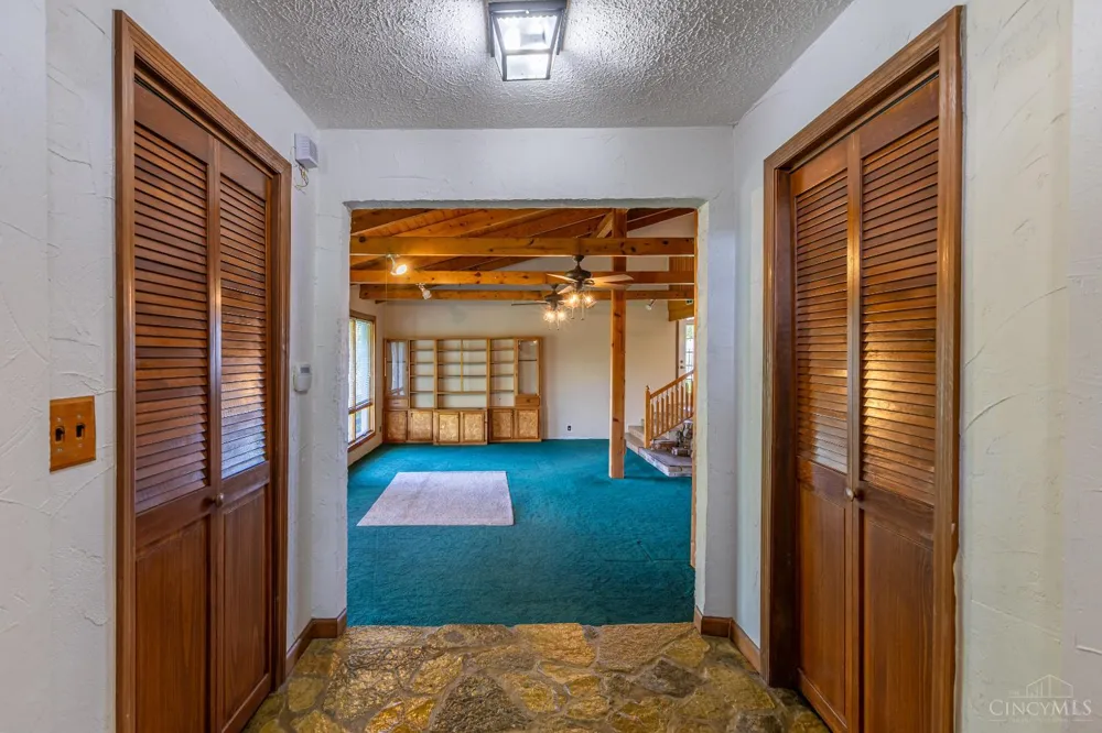 1573 Cedar Mills Road Blue Creek, OH 45616