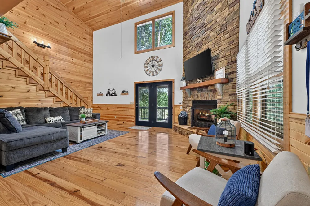 22 Kings Court Ellijay, GA 30540