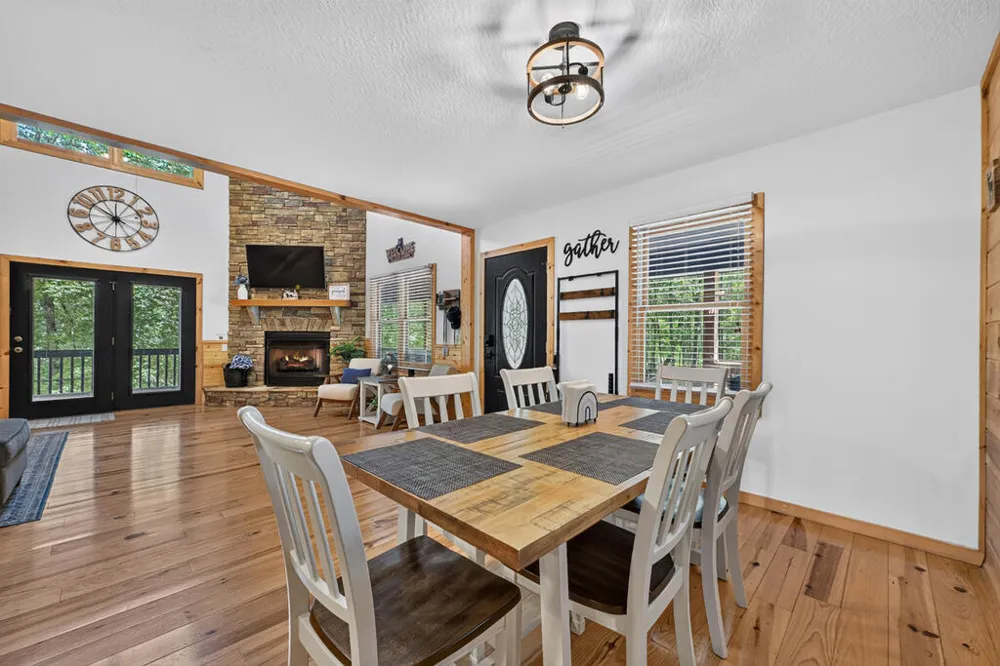 22 Kings Court Ellijay, GA 30540