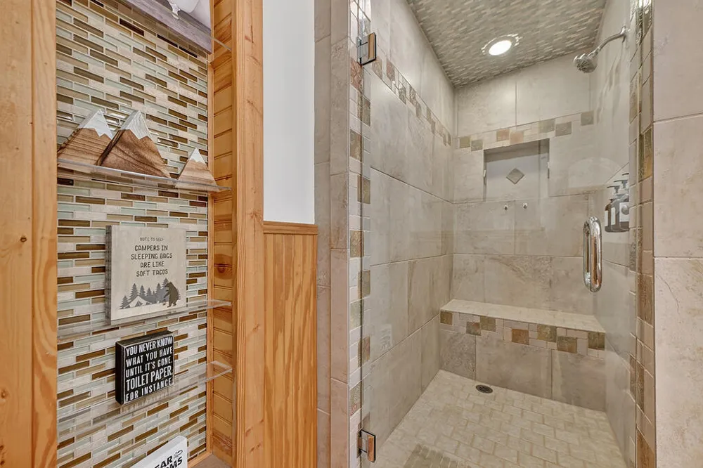 22 Kings Court Ellijay, GA 30540