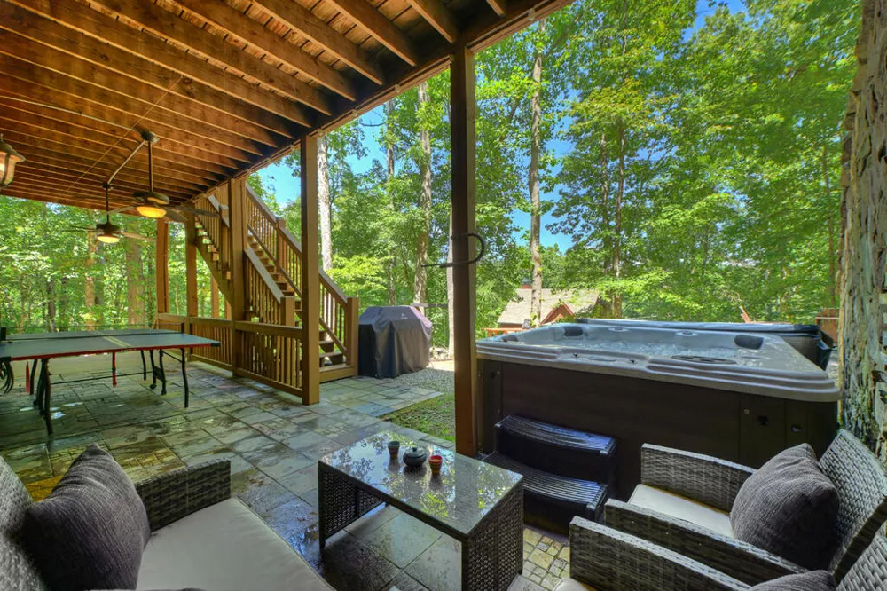 22 Kings Court Ellijay, GA 30540