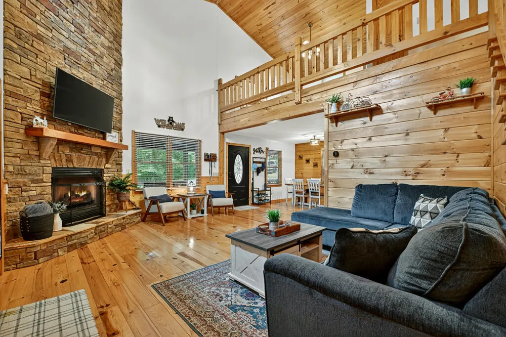22 Kings Court Ellijay, GA 30540