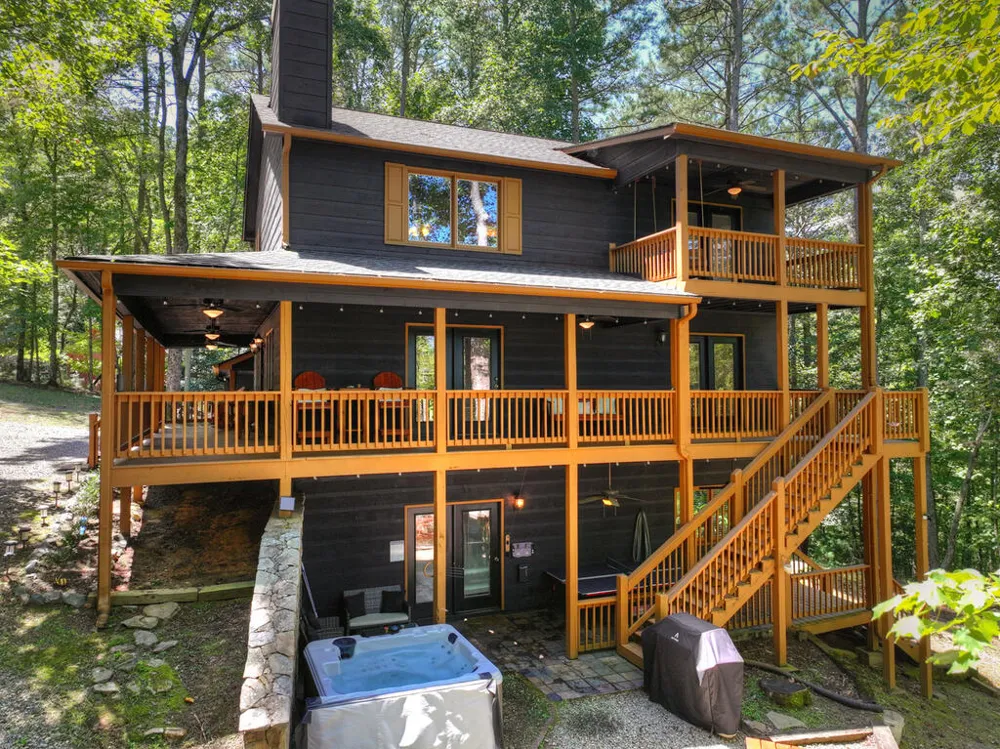 22 Kings Court Ellijay, GA 30540