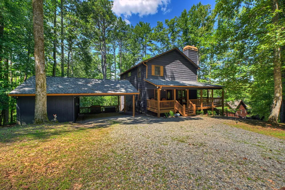 22 Kings Court Ellijay, GA 30540