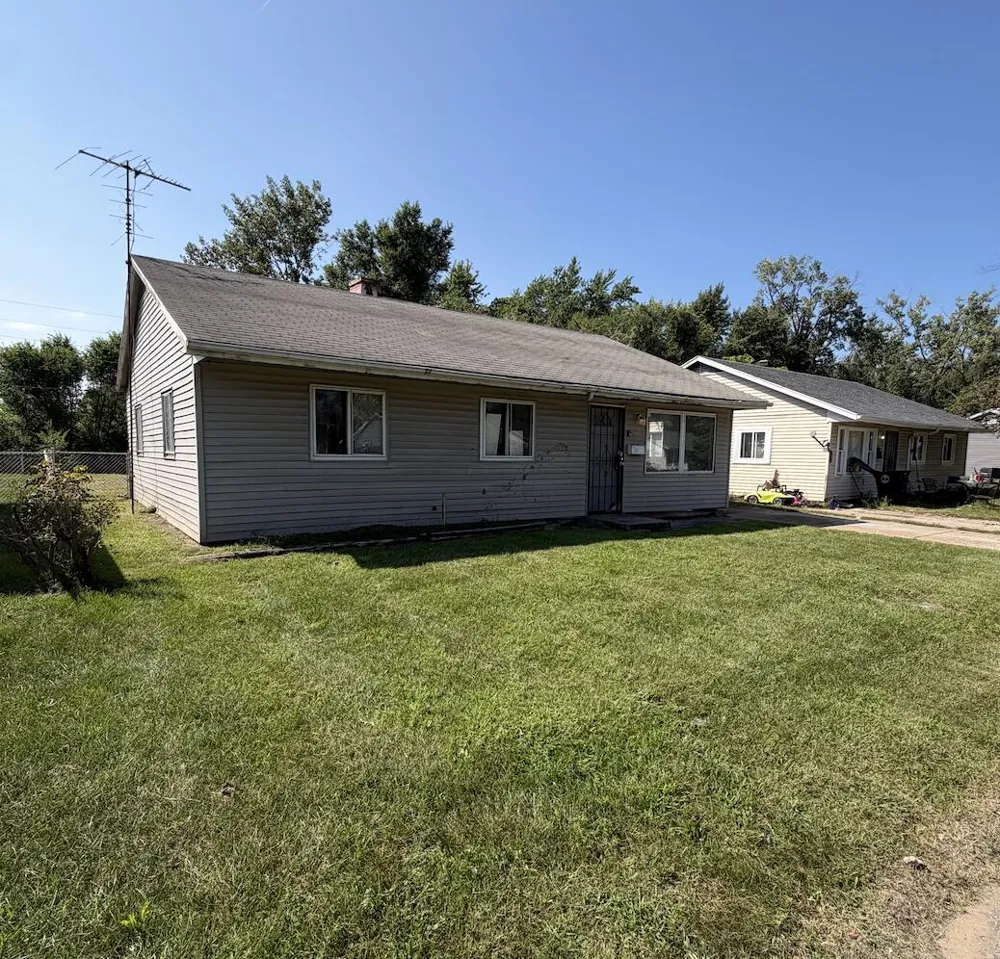 640 S New Jersey Street Gary, IN 46403