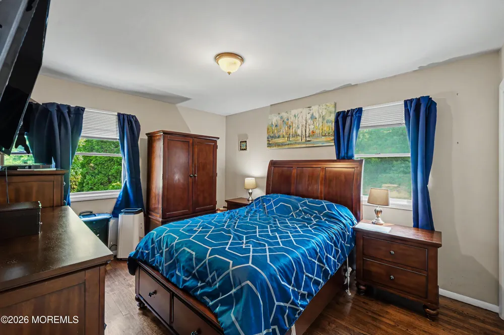 54 Middlesex Road Matawan, NJ 07747