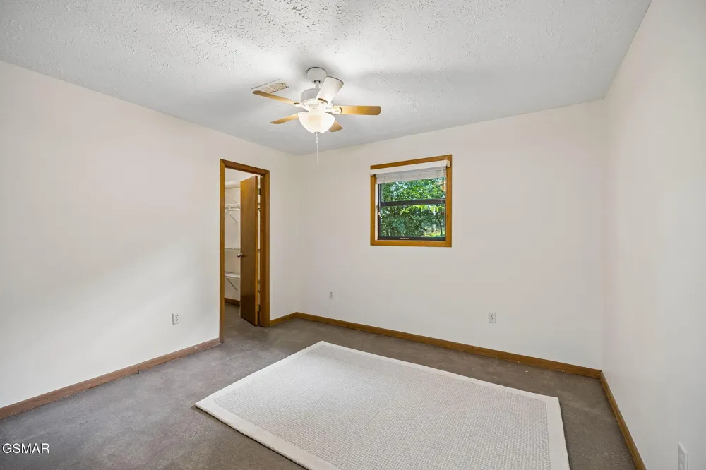 410 Owenwood Drive Sevierville, TN 37876