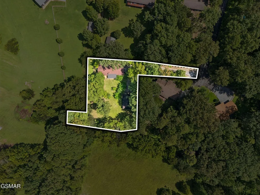 410 Owenwood Drive Sevierville, TN 37876