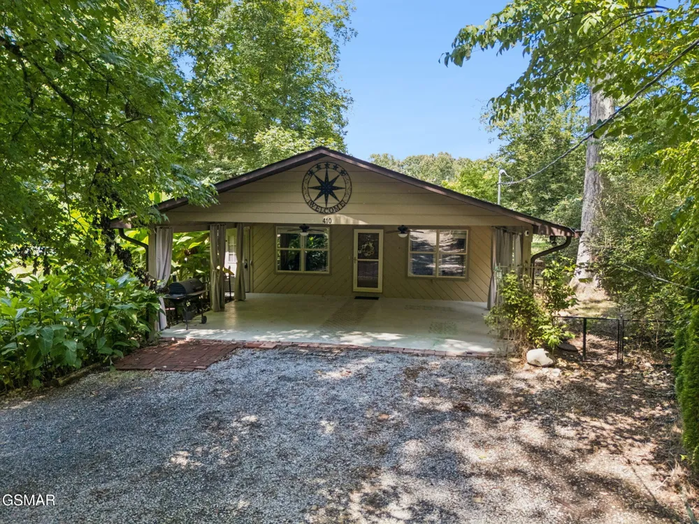 410 Owenwood Drive Sevierville, TN 37876