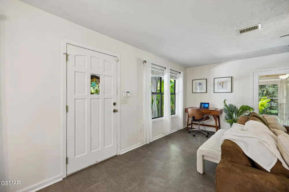 410 Owenwood Drive Sevierville, TN 37876