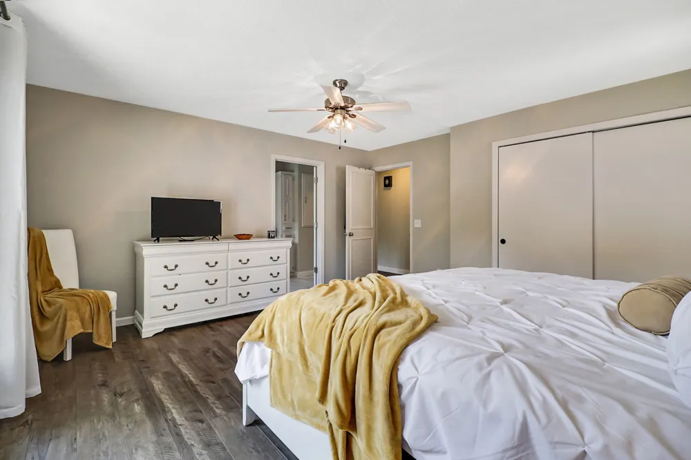 15 Meadowlark Cir Crossville, TN 38558