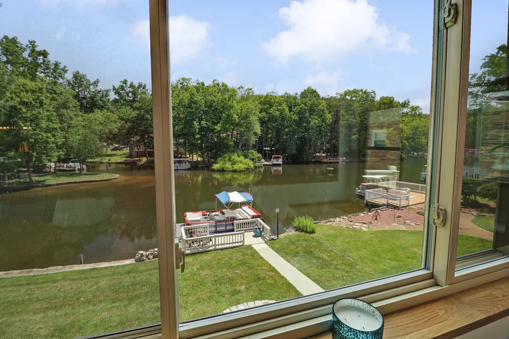 15 Meadowlark Cir Crossville, TN 38558