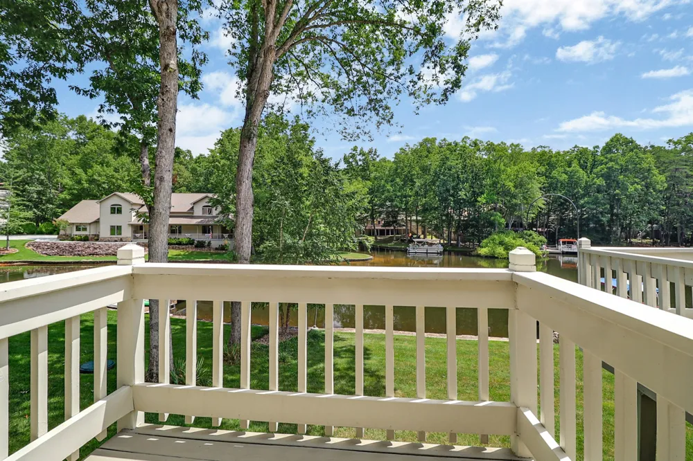 15 Meadowlark Cir Crossville, TN 38558