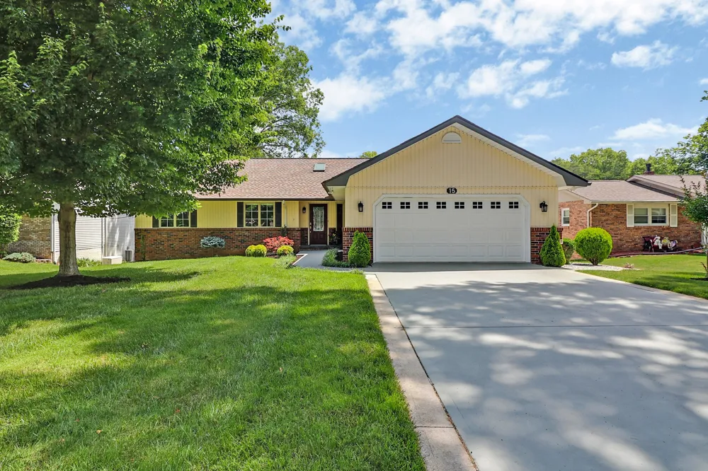 15 Meadowlark Cir Crossville, TN 38558