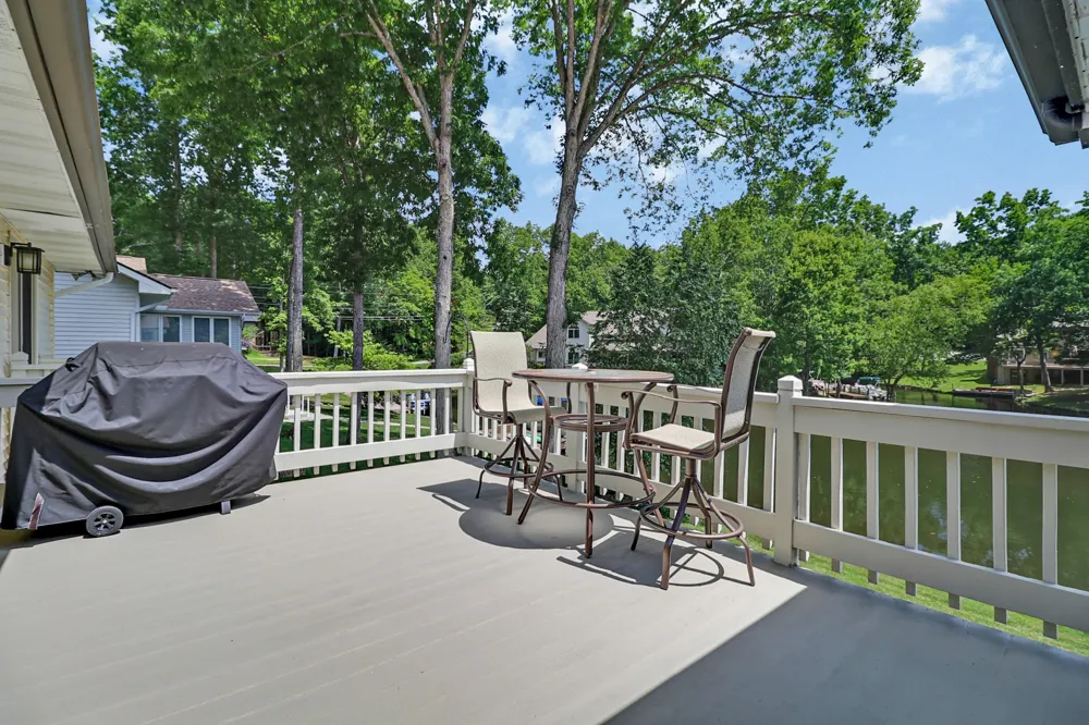 15 Meadowlark Cir Crossville, TN 38558