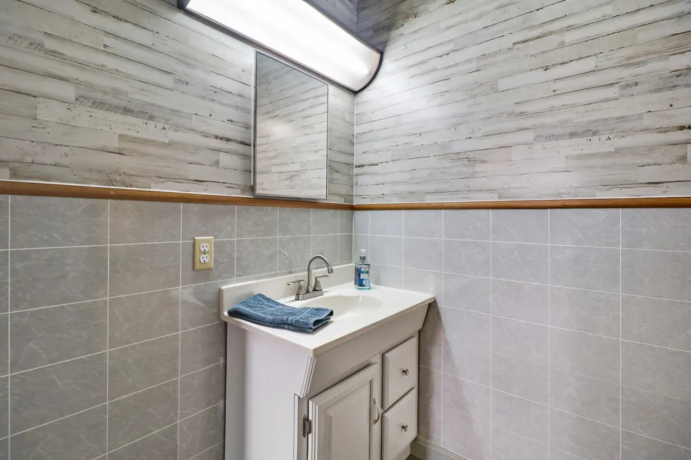 15 Meadowlark Cir Crossville, TN 38558