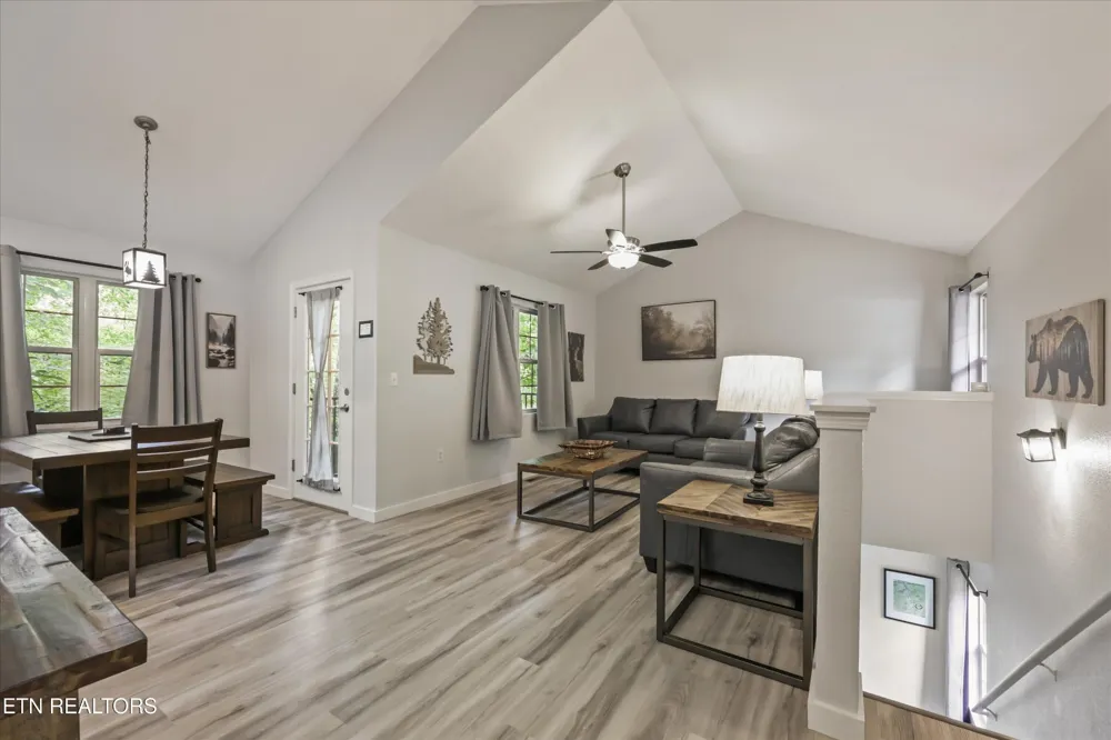 541 Johnson Lane #2 Gatlinburg, TN 37738