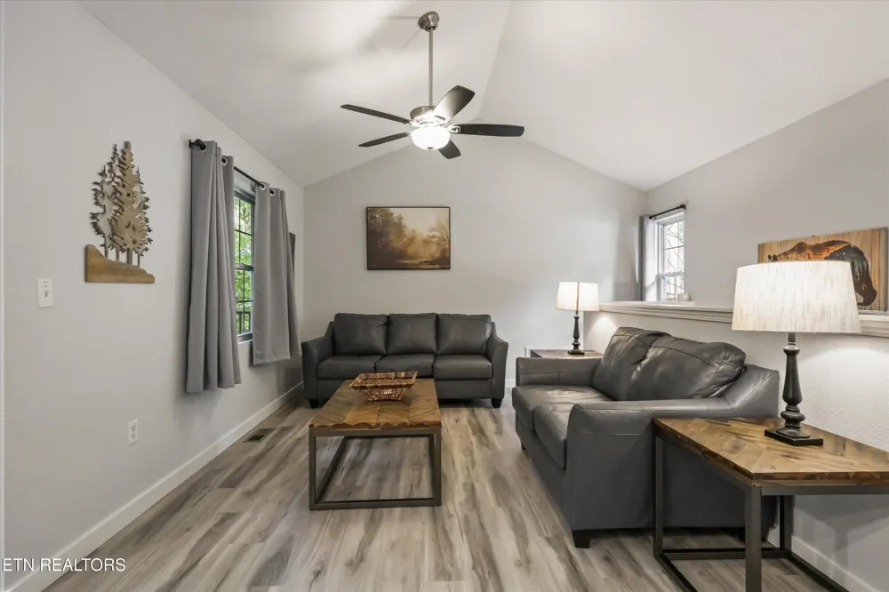 541 Johnson Lane #2 Gatlinburg, TN 37738