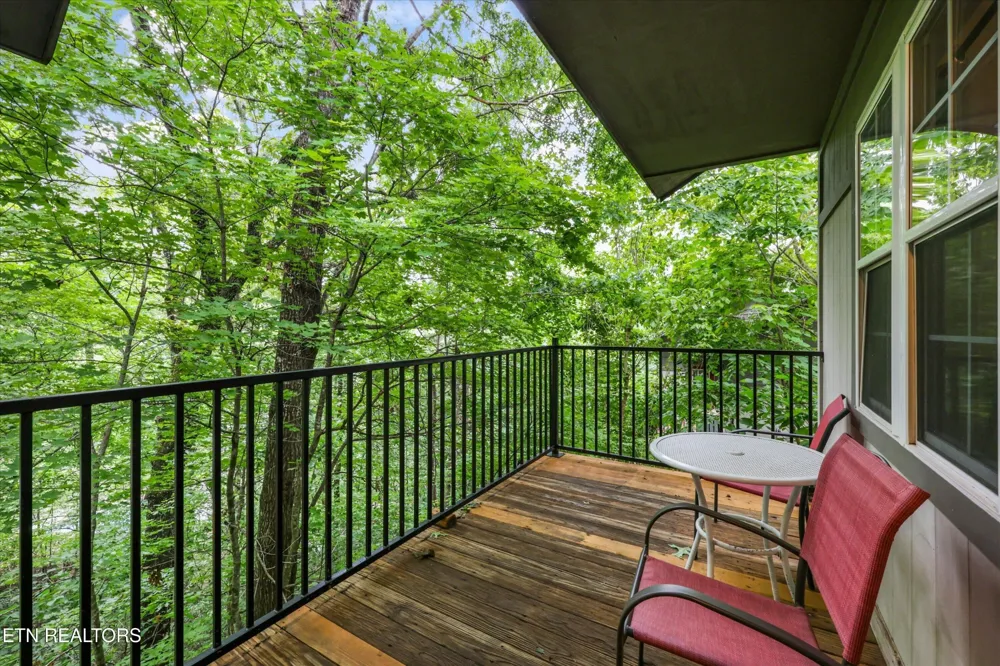 541 Johnson Lane #2 Gatlinburg, TN 37738