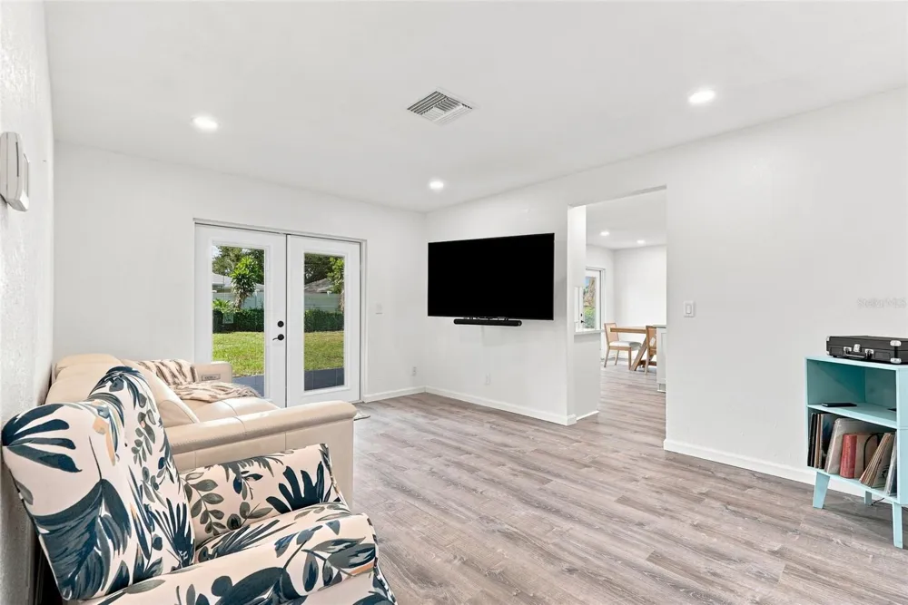 13344 88TH AVENUE Seminole, FL 33776