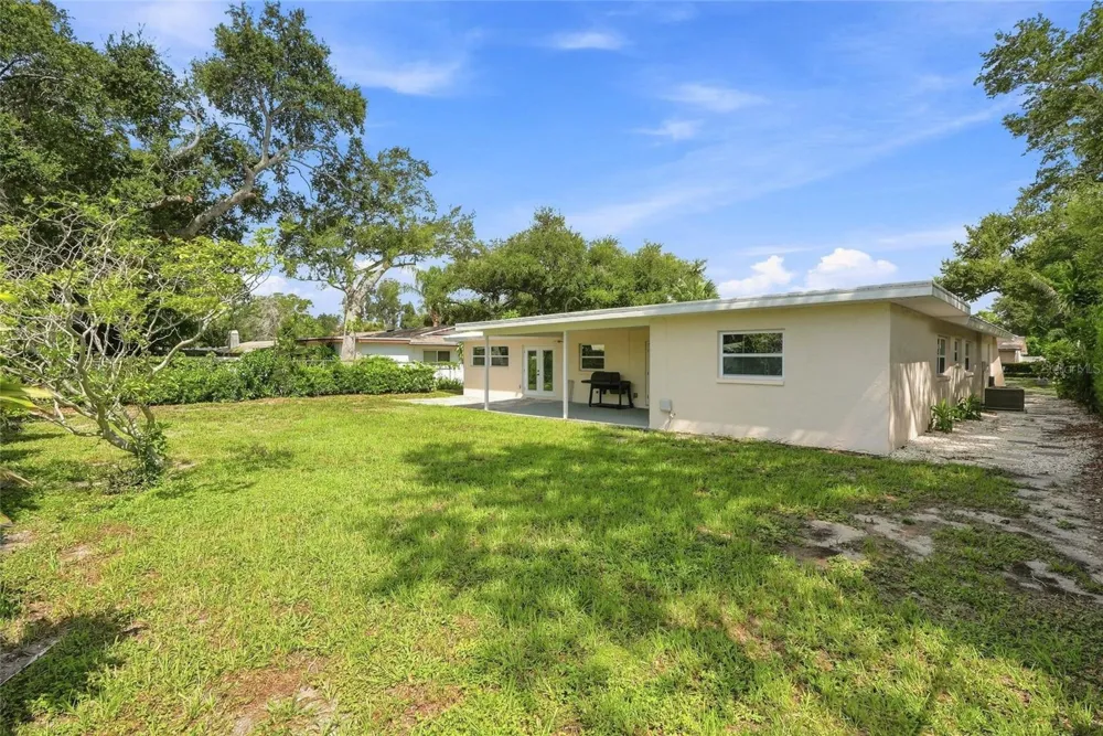 13344 88TH AVENUE Seminole, FL 33776