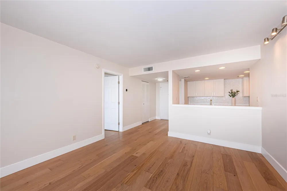 6322 PALMA DEL MAR BOULEVARD S #705 St Petersburg, FL 33715