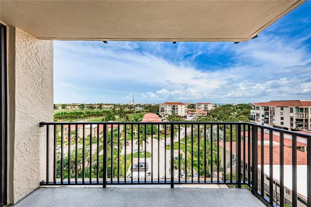 6322 PALMA DEL MAR BOULEVARD S #705 St Petersburg, FL 33715