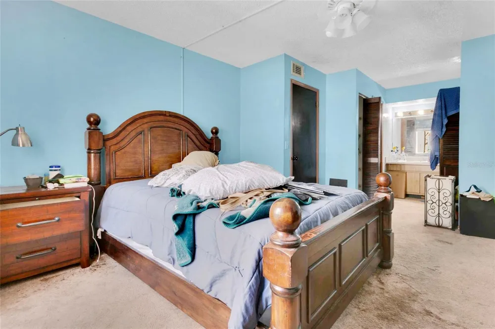 2504 CITRUS CLUB LANE #301 Orlando, FL 32839
