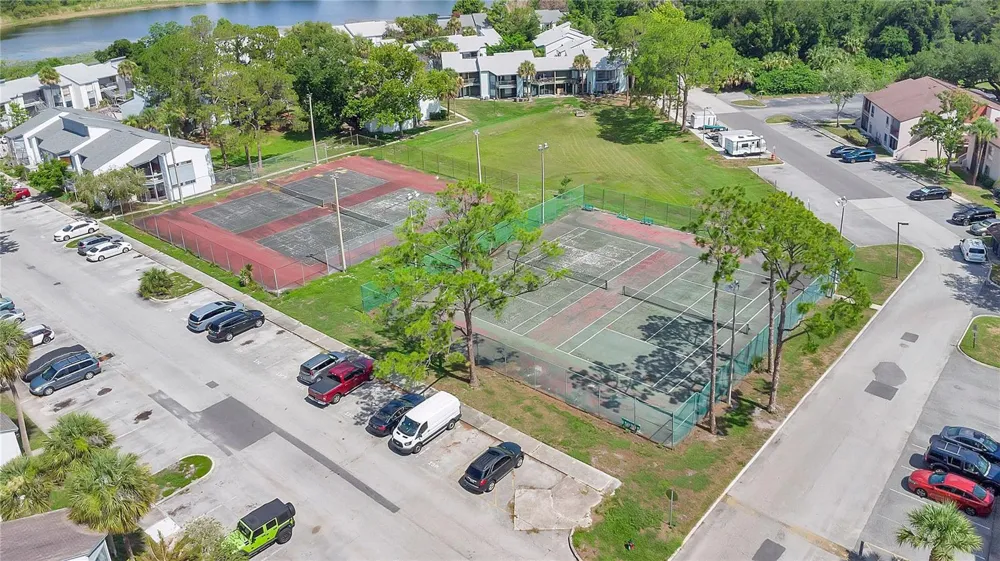 2504 CITRUS CLUB LANE #301 Orlando, FL 32839