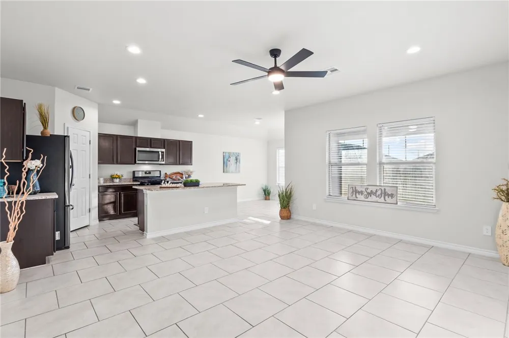 3909 Shiva Drive Corpus Christi, TX 78410