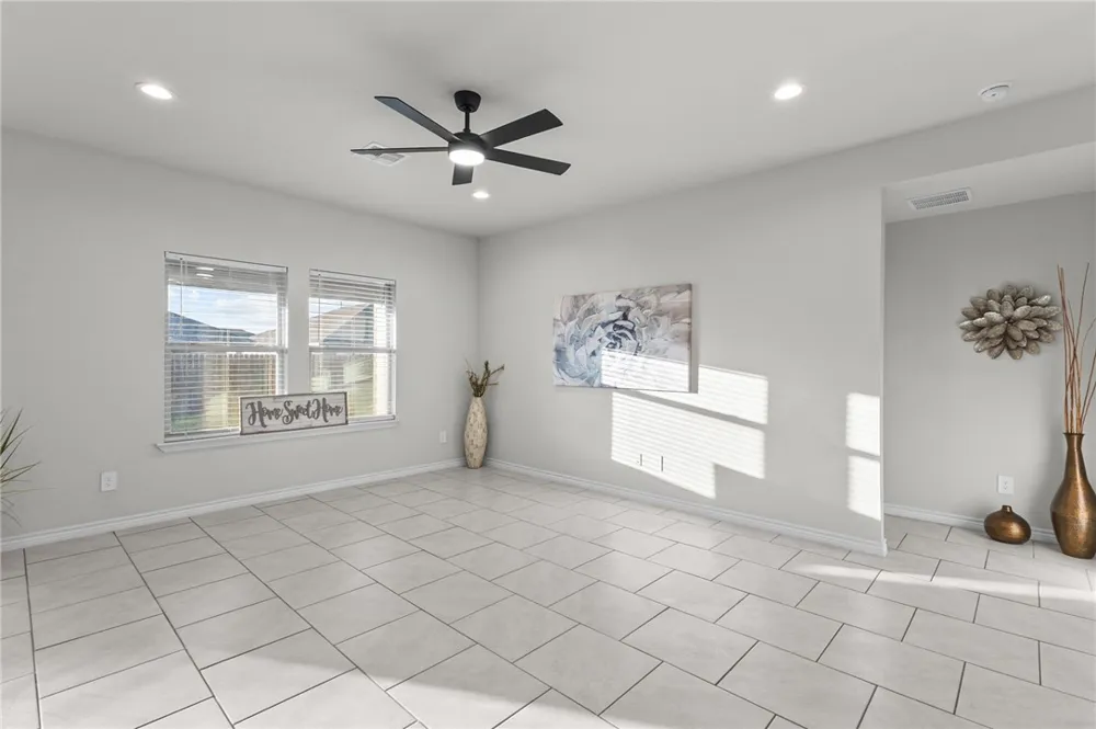 3909 Shiva Drive Corpus Christi, TX 78410
