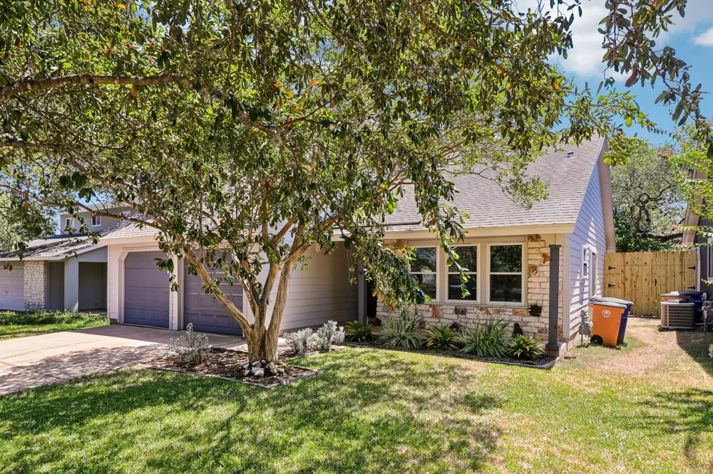 7703 Copperas Drive Austin, TX 78749