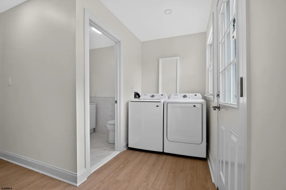 12 Oakview Dr Northfield, NJ 08225