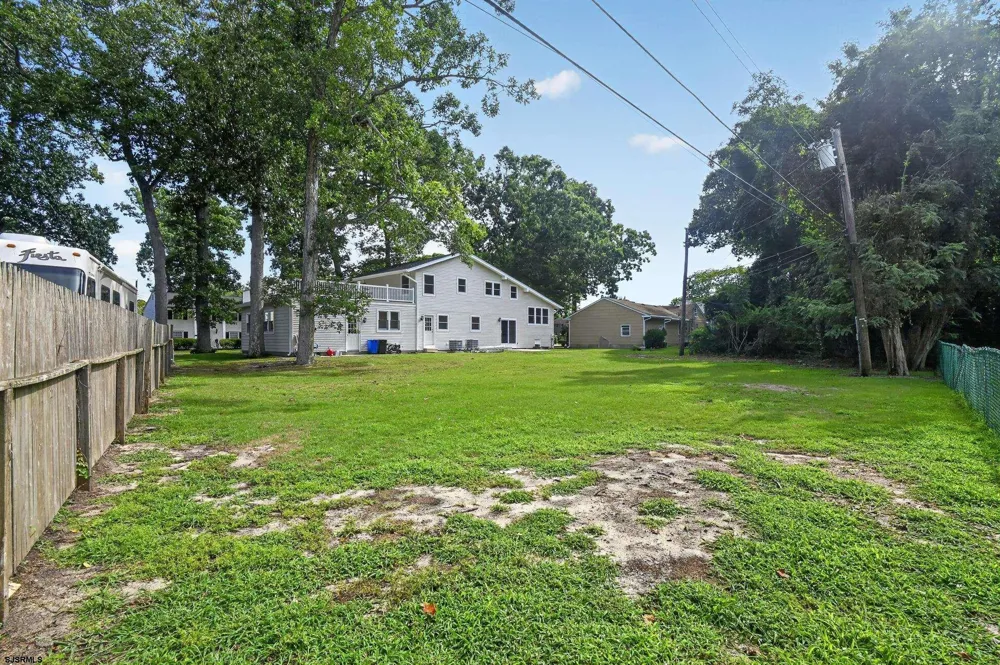12 Oakview Dr Northfield, NJ 08225