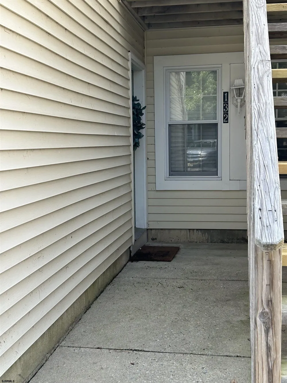 132 Driftwood Ct Smithville, NJ 08205
