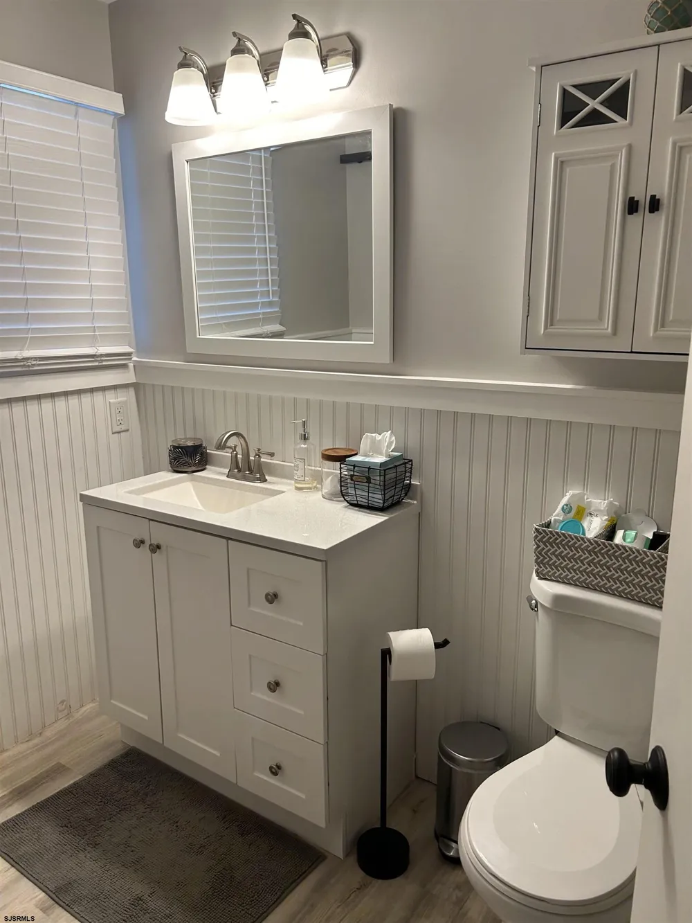 132 Driftwood Ct Smithville, NJ 08205
