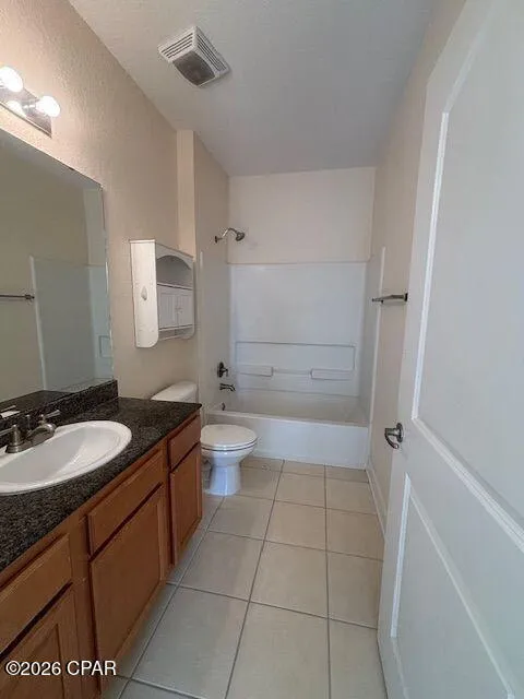 2205 Walosi Way #201 Panama City, FL 32408