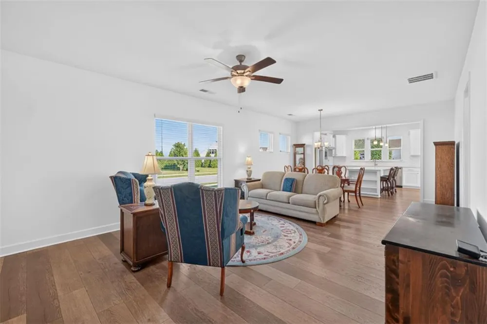 5939 Rollingwood Way Hoschton, GA 30548
