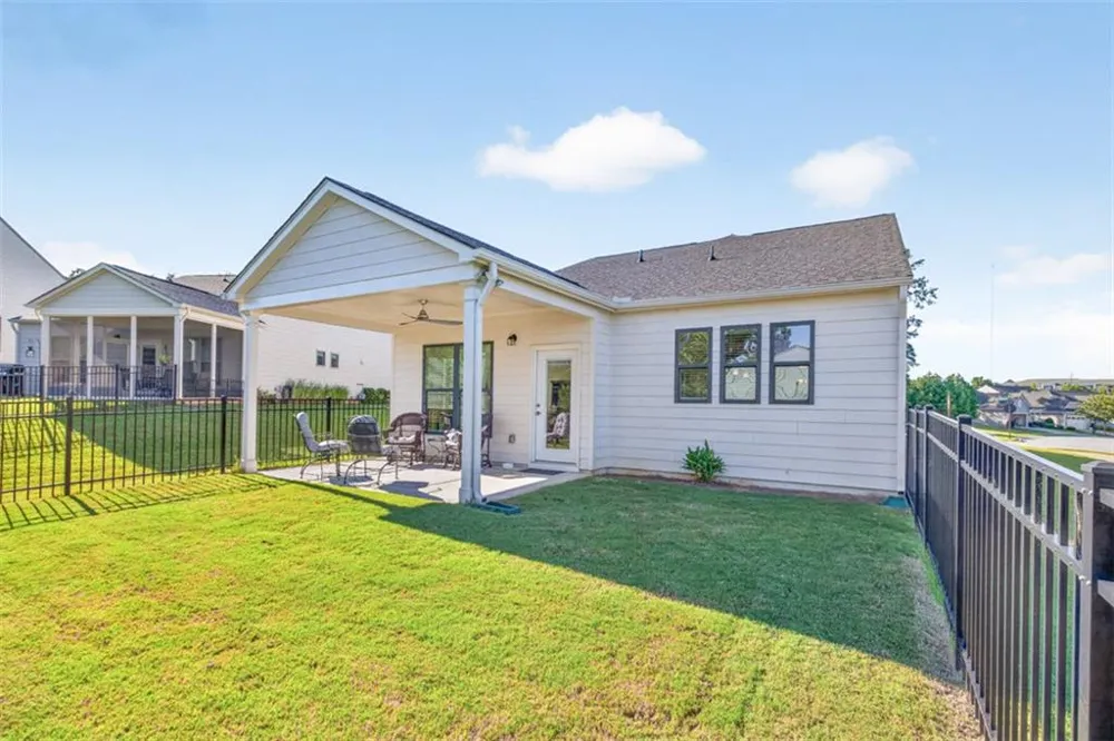 5939 Rollingwood Way Hoschton, GA 30548